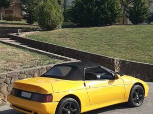 Image 7/32 of Lotus Elan SE (1991)