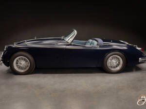 Immagine 2/18 di Jaguar XK 150 OTS (1958)