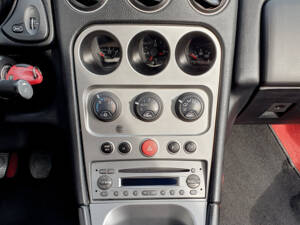 Image 7/10 de Alfa Romeo GTV 2.0 JTS (2004)