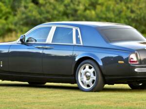 Image 14/50 de Rolls-Royce Phantom VII (2010)