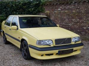 Image 22/50 of Volvo 850 T-5R (1995)