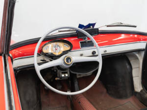 Immagine 26/29 di Autobianchi Bianchina Convertible (1967)