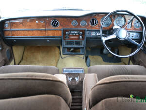 Imagen 13/50 de Rolls-Royce Silver Shadow II (1978)