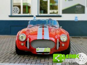 Image 2/10 of AC Cobra Replica (1966)