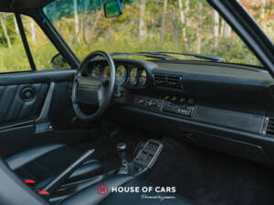 Immagine 29/49 di Porsche 911 Carrera 2 (1991)