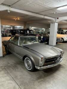 Image 2/7 of Mercedes-Benz 280 SL (1969)