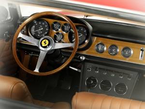 Afbeelding 16/27 van Ferrari 330 GTC (1967)