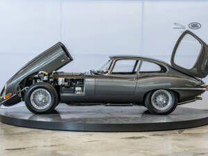 Image 11/32 de Jaguar Type E 3.8 (1964)