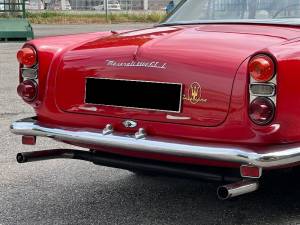 Image 15/41 of Maserati 3500 GTI Touring (1964)