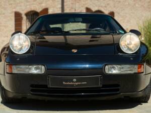 Image 5/50 of Porsche 928 GTS (1992)