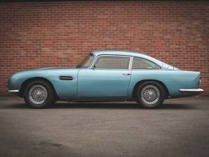 Afbeelding 2/36 van Aston Martin DB 5 (1965)