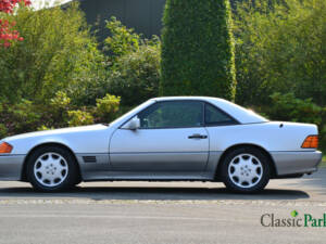 Imagen 8/50 de Mercedes-Benz 300 SL-24 (1993)