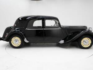 Image 9/15 of Citroën Traction Avant 15&#x2F;6 (1954)