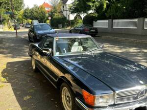 Image 11/21 of Mercedes-Benz 280 SL (1985)
