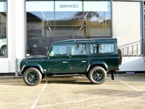 Bild 3/47 von Land Rover Defender 110 Works V8 (2011)