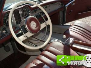 Image 10/10 de Mercedes-Benz 230 SL (1967)
