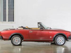 Image 9/20 of FIAT 124 Spider Volumex (1985)