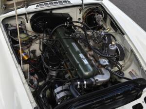 Bild 32/36 von MG MGC GT (1969)