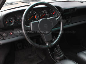 Afbeelding 10/36 van Porsche 911 Carrera 3.2 (1984)