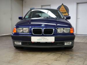 Image 5/31 de BMW 318ti Compact (1995)