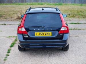 Image 27/50 of Volvo V70 AWD (2009)