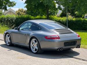 Image 22/53 of Porsche 911 Carrera (2008)