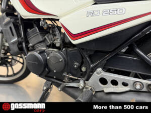 Image 8/11 of Yamaha DUMMY (1980)