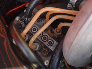 Image 44/52 of BMW 2002 tii (1975)
