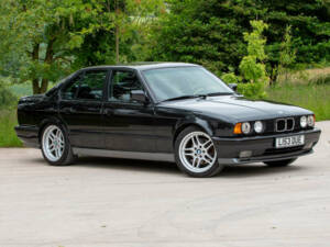 Bild 37/50 von BMW M5 (1994)