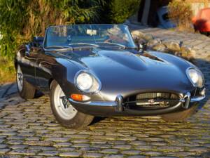 Bild 51/52 von Jaguar E-Type 4.2 (1965)