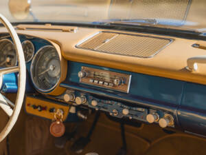 Image 23/45 de BMW 503 (1958)