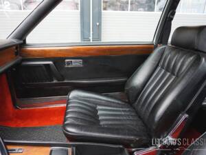 Image 44/66 of FIAT 130 Coupé (1972)
