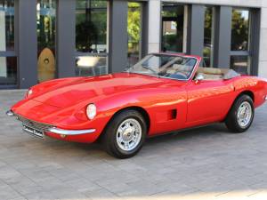 Image 40/58 of Intermeccanica Italia (1968)