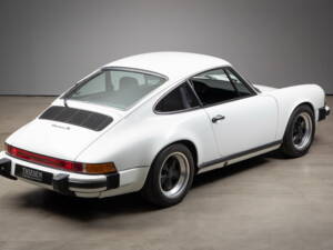 Image 14/50 of Porsche 911 Carrera 3.0 (1977)