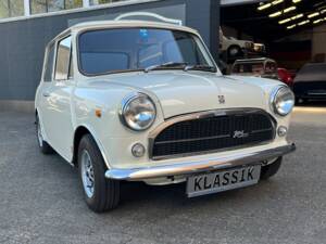 Bild 22/90 von Innocenti Mini 1001 Export (1975)