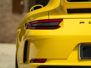 Bild 13/50 von Porsche 911 GT3 (2017)