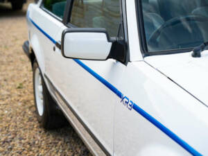 Bild 26/50 von Ford Escort XR3i (1983)