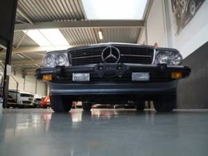 Bild 28/50 von Mercedes-Benz 560 SL (1989)