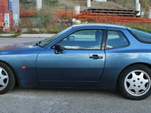 Image 2/10 of Porsche 944 S2 (1990)