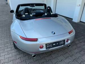 Image 6/36 of BMW Z8 (2002)