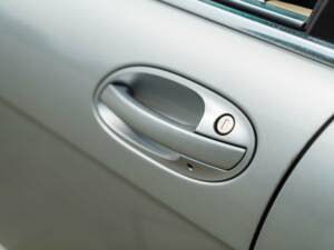Bild 16/50 von BMW 745d (2005)