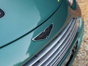 Image 43/50 of Aston Martin Cygnet (2013)
