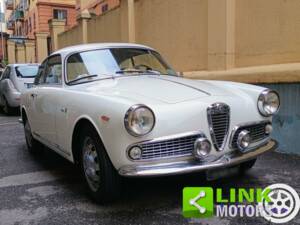 Image 1/10 of Alfa Romeo Giulia 1600 Sprint GT (1964)