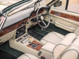 Imagen 40/45 de Aston Martin V8 Volante (1984)