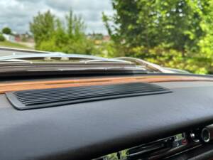 Image 18/47 of Mercedes-Benz 280 SE (1969)