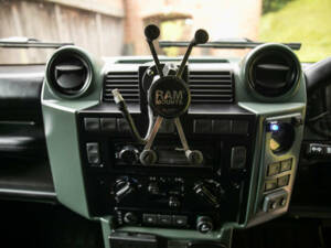 Imagen 36/50 de Land Rover Defender 110 Works V8 (2011)