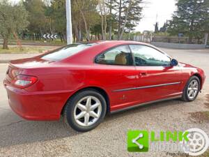 Image 9/10 of Peugeot 406 Coupé 3.0 V6 (1997)