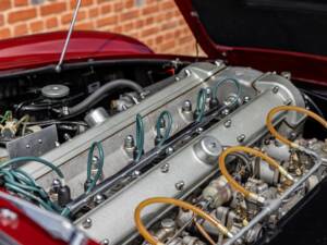 Bild 49/50 von Aston Martin DB 6 Vantage (1969)