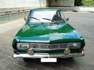 Image 2/6 of Opel Rekord 1700 (1976)