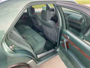 Imagen 15/22 de Mercedes-Benz 500 SE (1991)